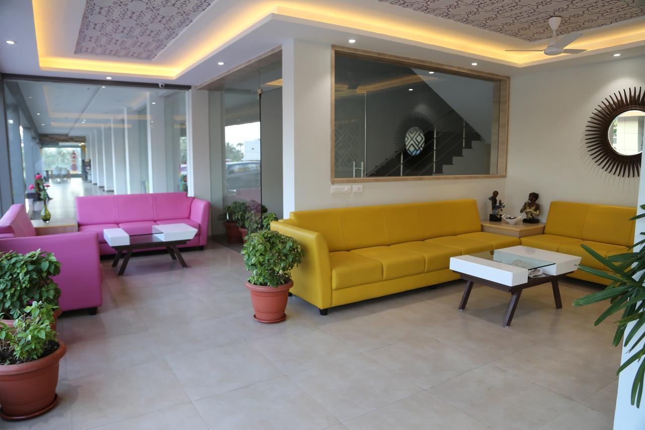 Hotel The Palm Residency- Ariyanoor Salem Exterior foto