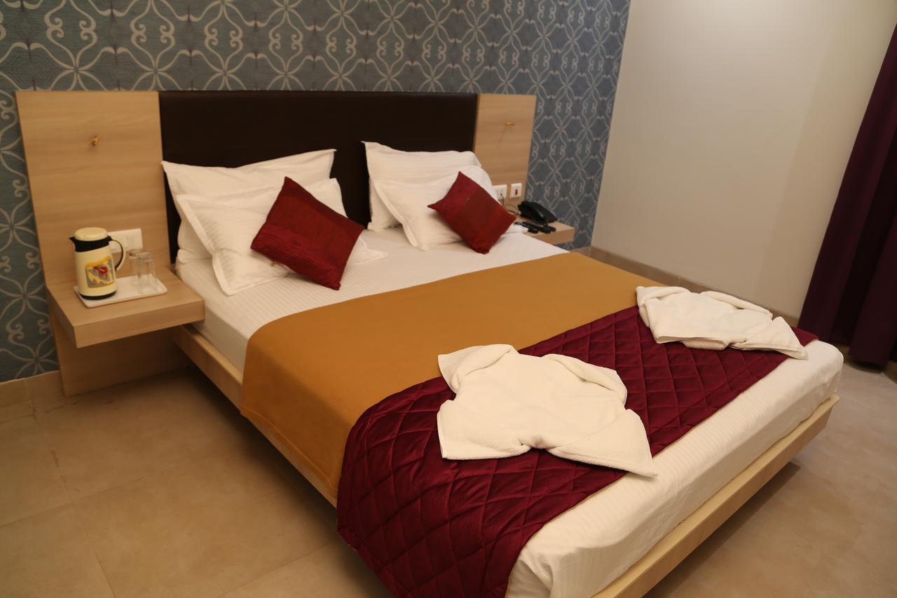 Hotel The Palm Residency- Ariyanoor Salem Exterior foto