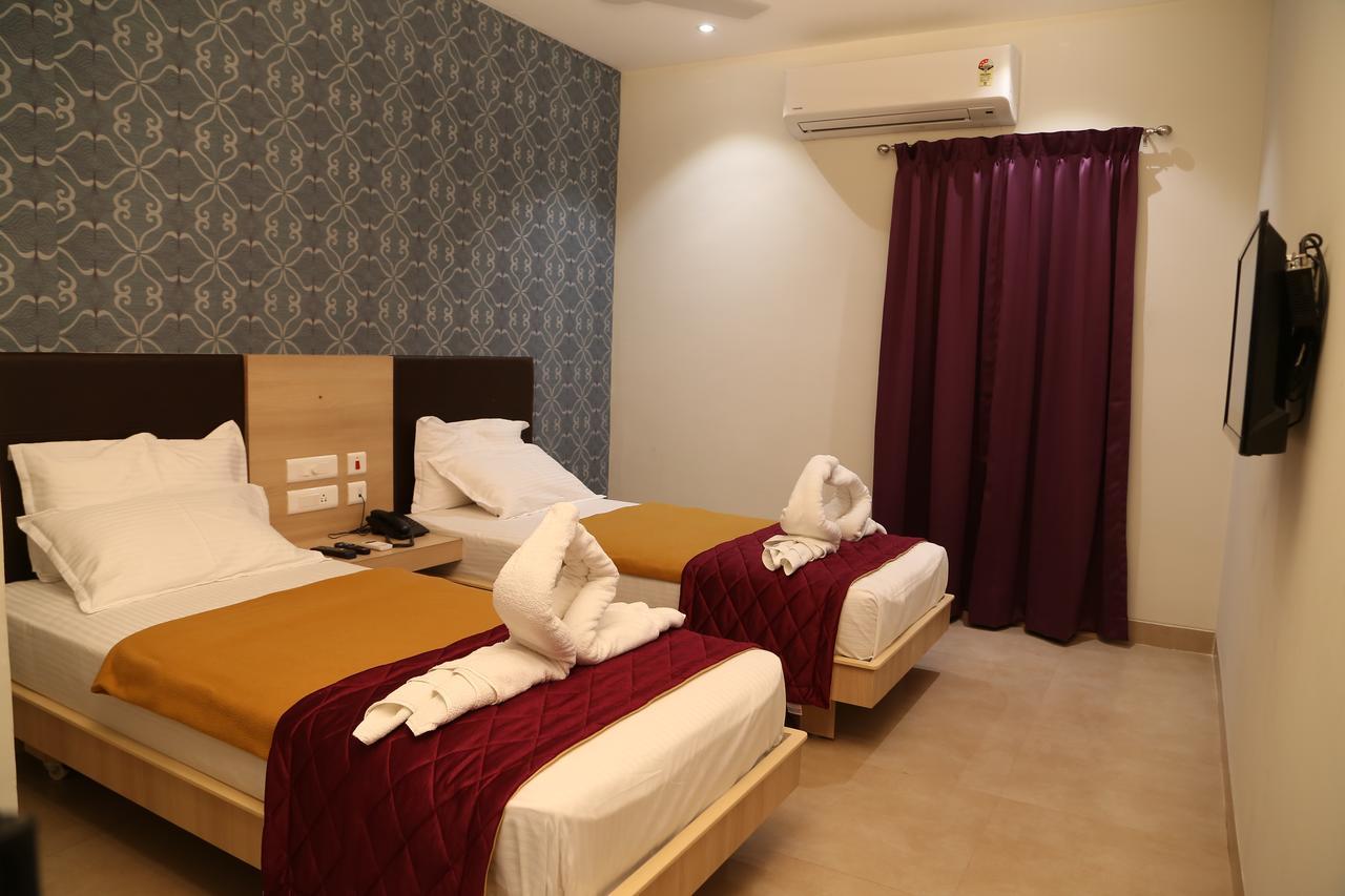 Hotel The Palm Residency- Ariyanoor Salem Exterior foto